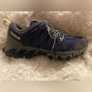 Reebok Men's Navy and Gray Trail Running Shoe